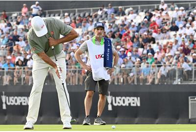 Adam Scott uses a L.A.B. Golf Mezz.1 Proto putter